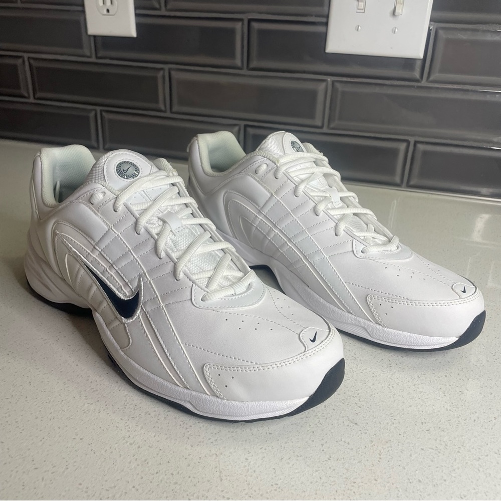 NIKE T-LITE VIII LEATHER MENS SZ 12